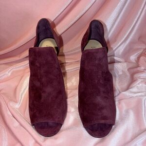 Lord & Taylor “Gracie” Suede Heels | Raisin | Size 8 | NIB